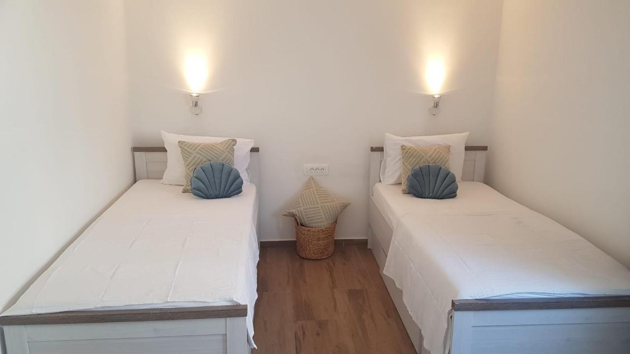 Pina Tourist Apartments 沃迪切 外观 照片